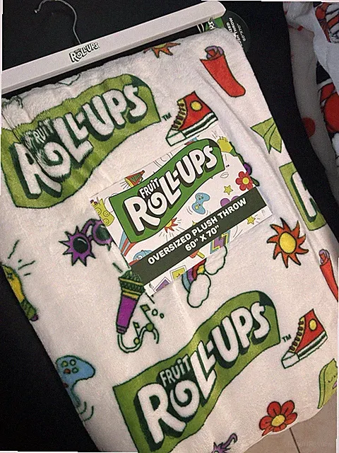 Fruit Roll-Ups Snack Candy Oversized Plush Throw Blanket 60 X 70💜🟢⭐2025~New