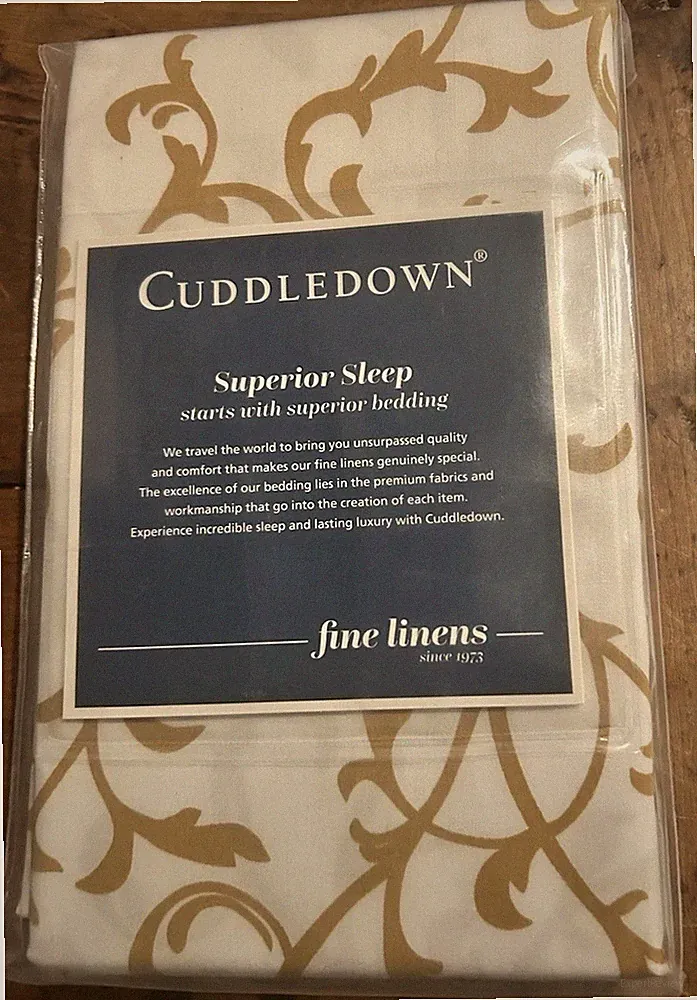 NEW Pair Cuddletown SCROLL Gold White QUEEN 2 pillow shams 20.5”x34.5” NIP