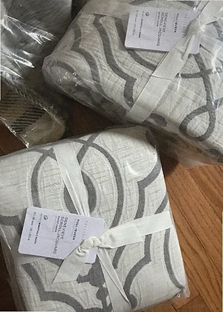 Pottery Barn Genevieve Duvet Cover Queen Scrolls Jacquard Cotton Gray Ivory New.