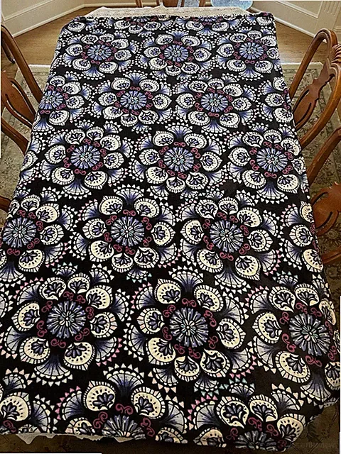 Vera Bradley Floral Fan Scroll Fleece Blanket Throw 76”x47.5” Black Blue Purple