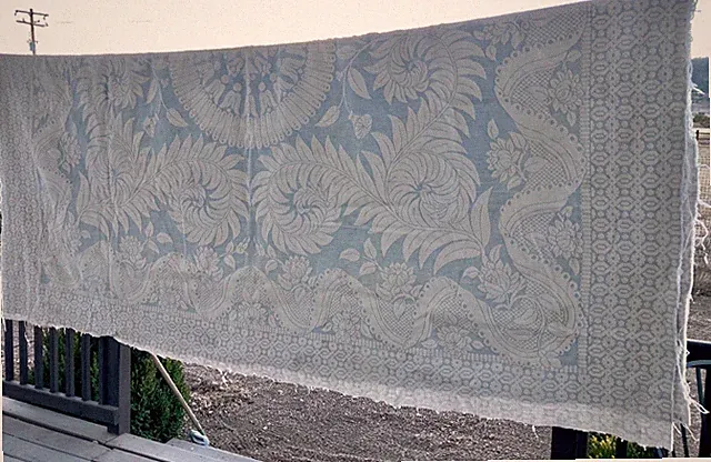 Vtg Williamsburg Crown Crafts Bedspread no Fringe Cutter or Restore Craft Fabric