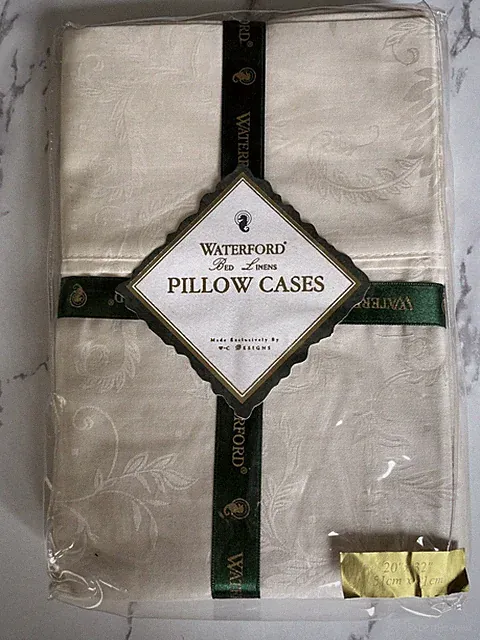 Waterford Linens Pillowcases Pair Standard 20x32 Cotton